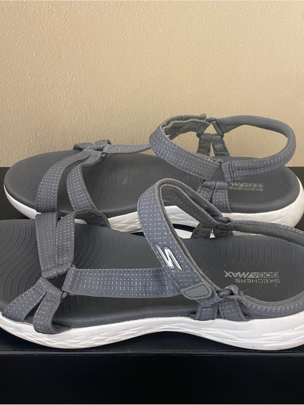 Skechers On-the-GO 600
Brilliancy Sandals Charcoal
Grey 15316 Womens 10